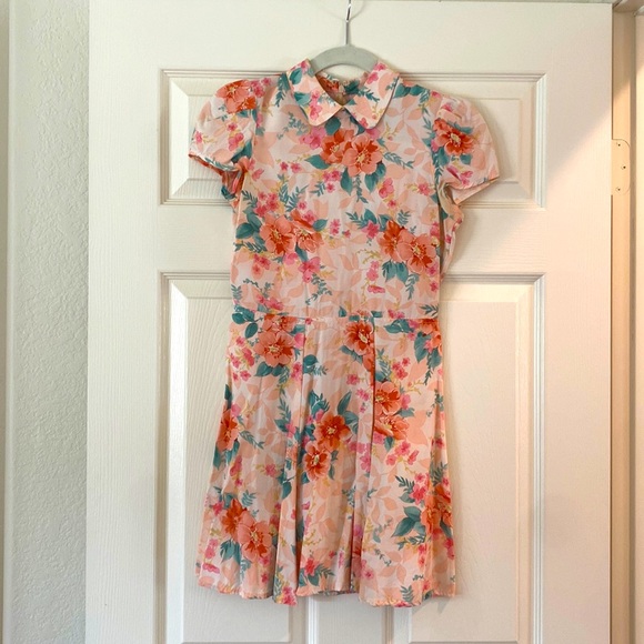 Reformation Dresses & Skirts - Floral Ref Mini Dress